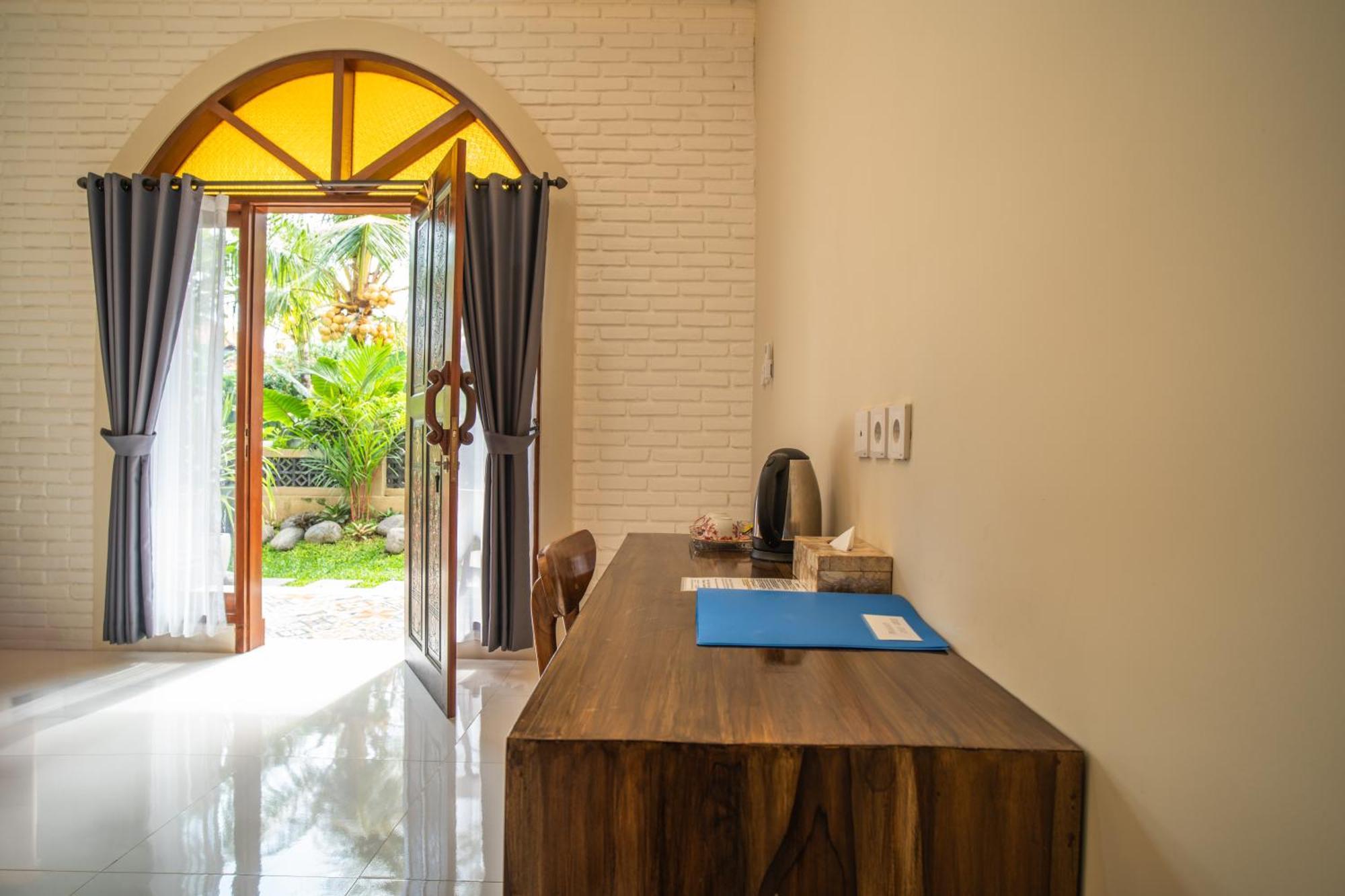 Guest house D-anyar And Surf