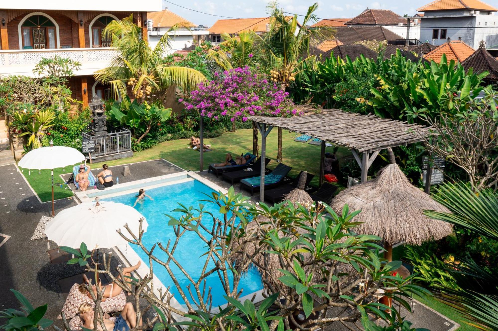 Guest house D-anyar And Surf *